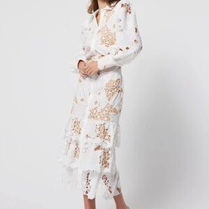 Elliatt | Kew Lace Embroidered Midi Dress